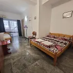 Nord, Plaja Acapulco-debarcader, Garsoniere Four Studios, Bucatarie Comuna, Baie Proprie, Etaj 4, Fara Lift * Észak-Eforie