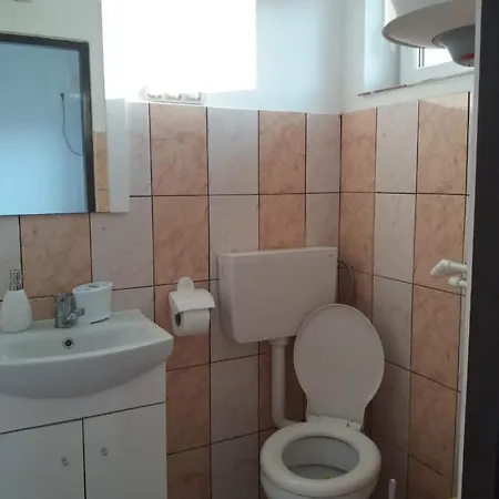 Nord: Plaja Acapulco Cu Bucătărie Comună *