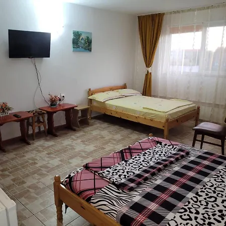 Nord: Plaja Acapulco Cu Bucătărie Comună Apartment