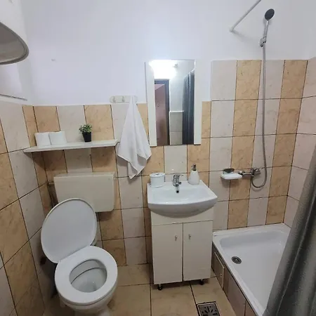 Апартаменты Nord, Plaja Acapulco-debarcader, Garsoniere Four Studios, Bucatarie Comuna, Baie Proprie, Etaj 4, Fara Lift Эфорие Норд