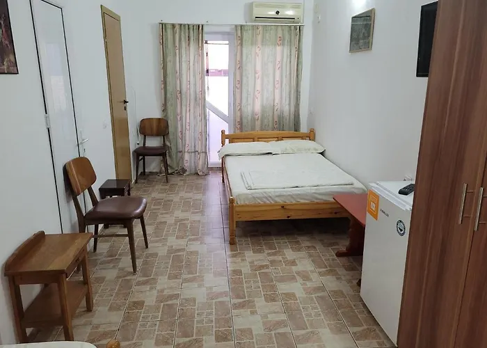 Nord, Plaja Acapulco-debarcader, Garsoniere Four Studios, Bucatarie Comuna, Baie Proprie, Etaj 4, Fara Lift דירה