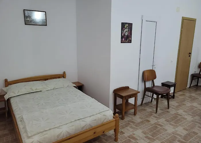 Nord, Plaja Acapulco-debarcader, Garsoniere Four Studios, Bucatarie Comuna, Baie Proprie, Etaj 4, Fara Lift エフォリエ・ノルド